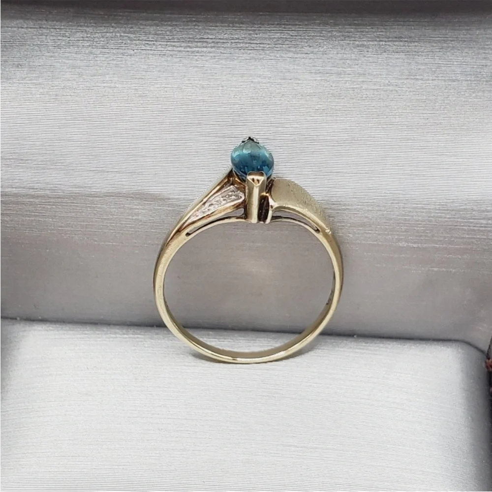 10k Solid Yellow Gold Marquise Shaped Blue Topaz & Diamond Accent Ring